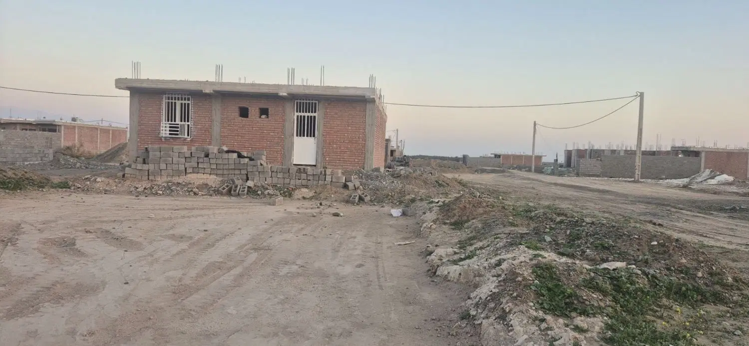 زمین شفته شده