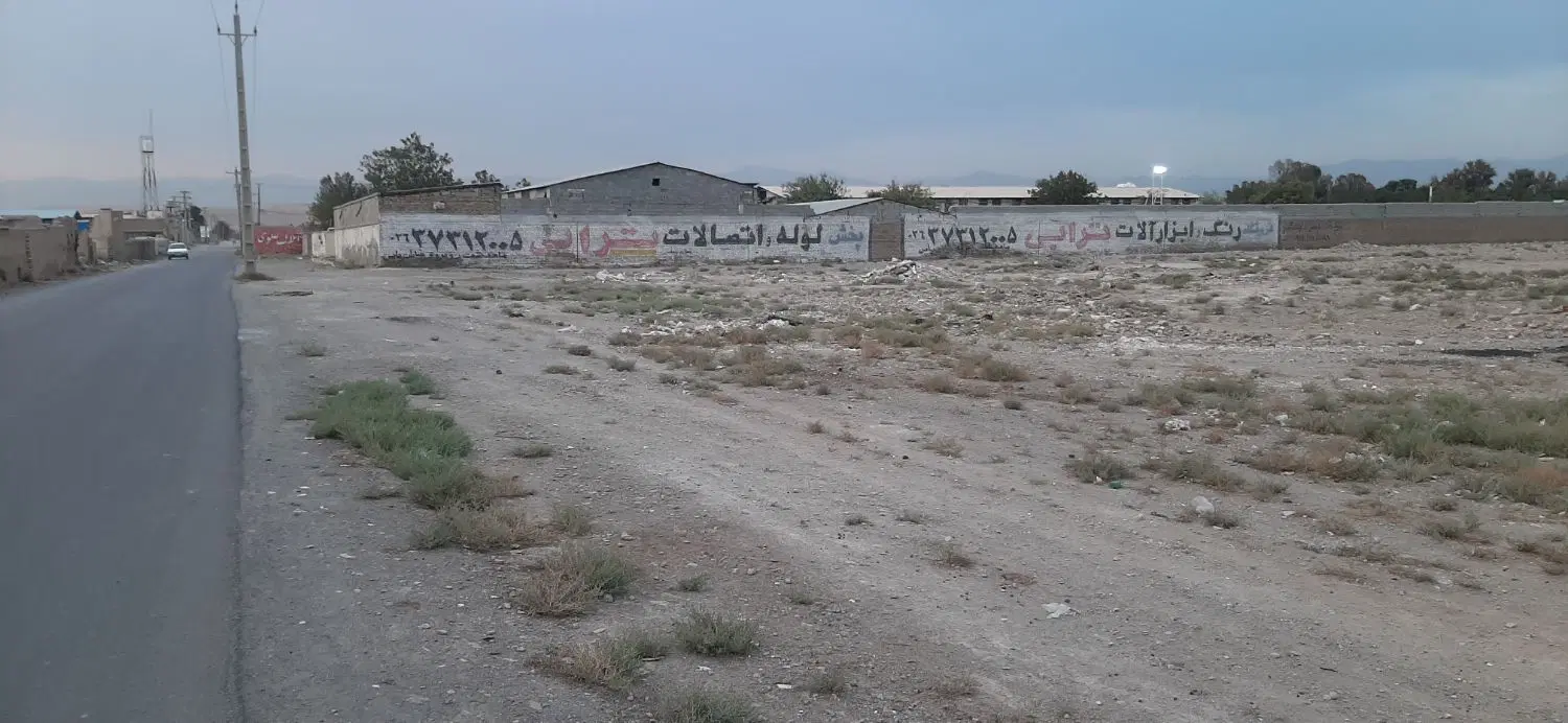 ۲۰۰ متر زمین مسکونی
