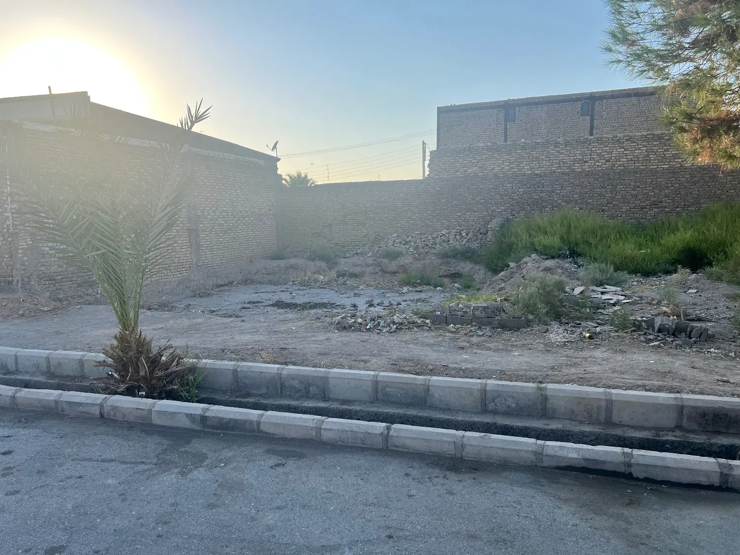 زمین زیر قیمت کمربندی نبش خیابان مرودشت