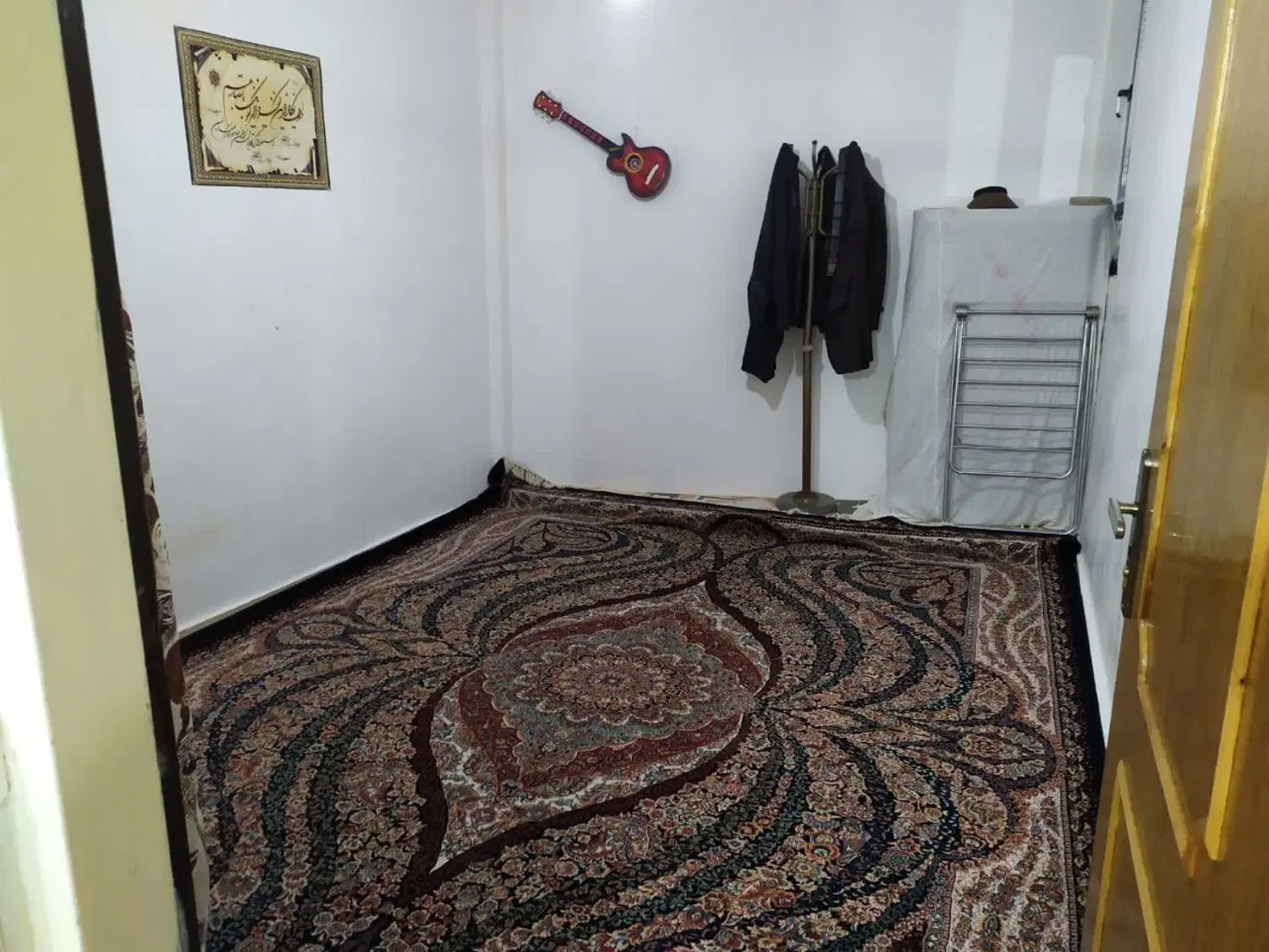 ساختمان مسکونی