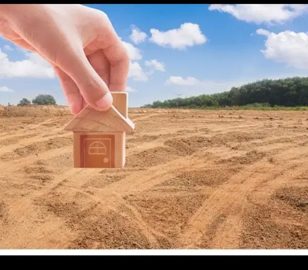 زمین۱۲۰متری تکبرگ میدان مرجعیت ۱۲۰متر