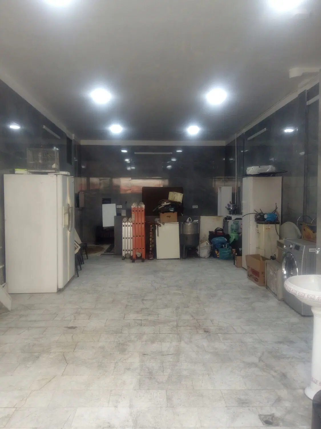 اجاره 55 متری انباری و دفترکار
