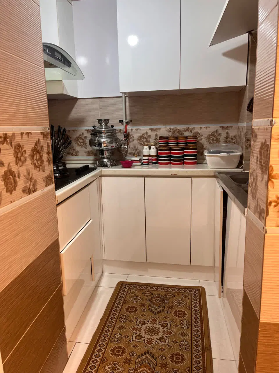 آپارتمان ساری کنار بسیار نورگیر و خوش نقشه
