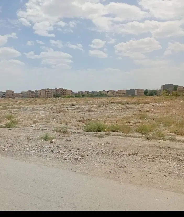 زمین درباغون آباد