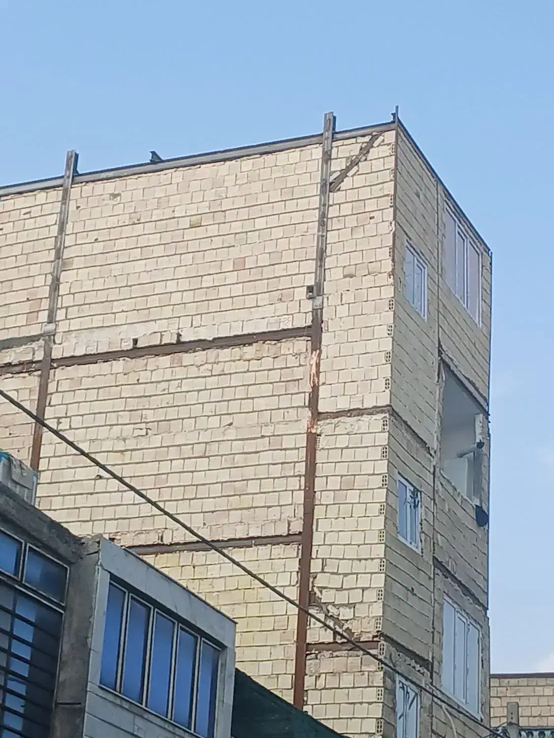 توس ۷۰ هوایی طبقه ۵