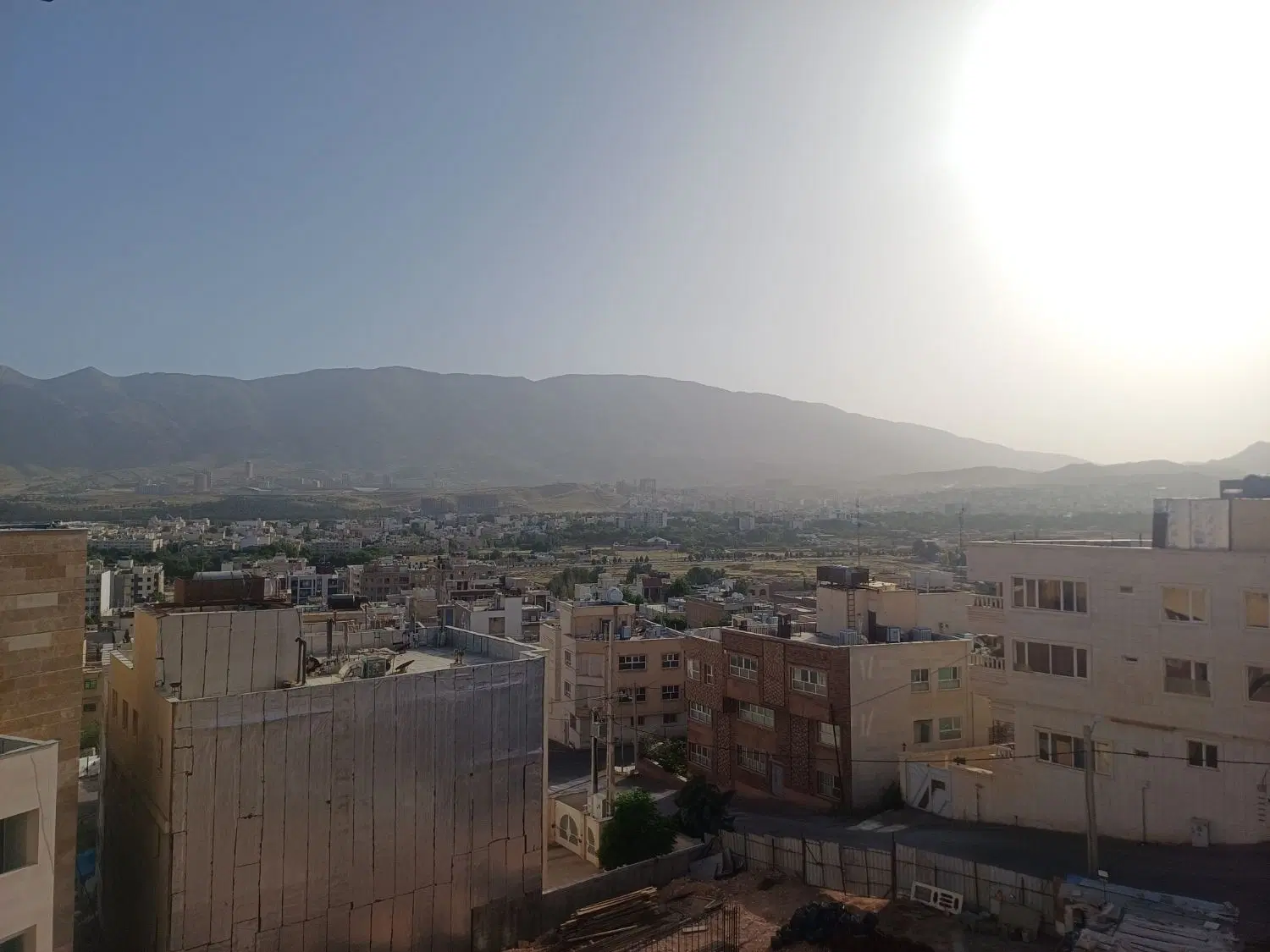 فروش آپارتمان۲۰۰ متری