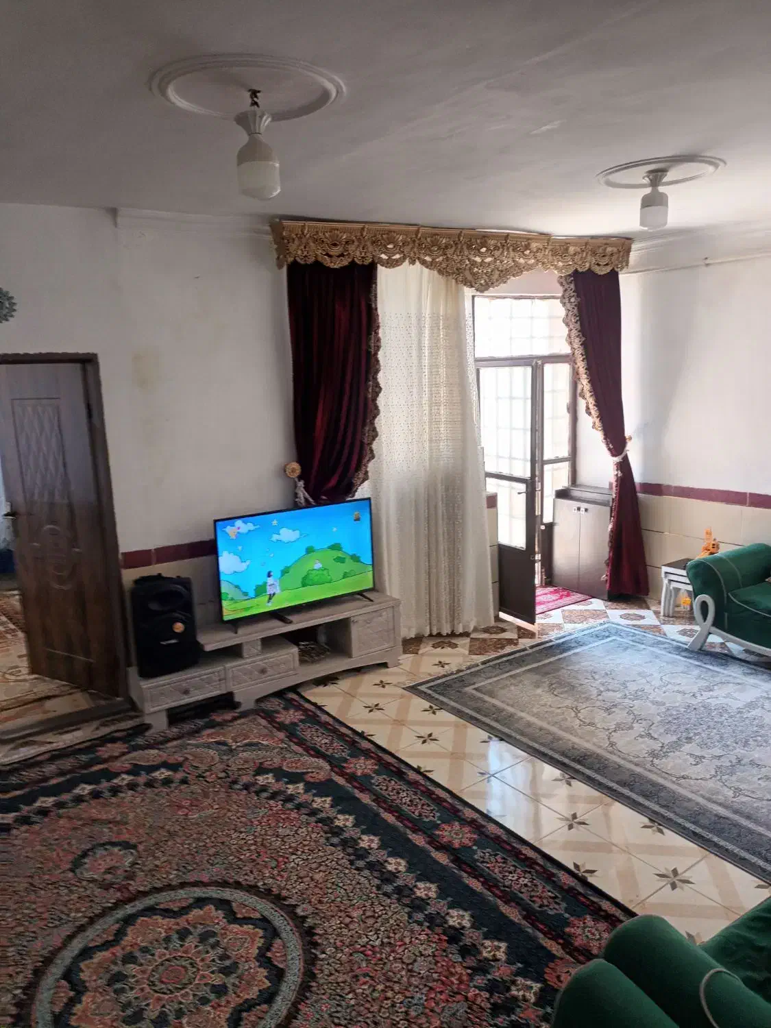 خانه همکف خیابان کازرونی