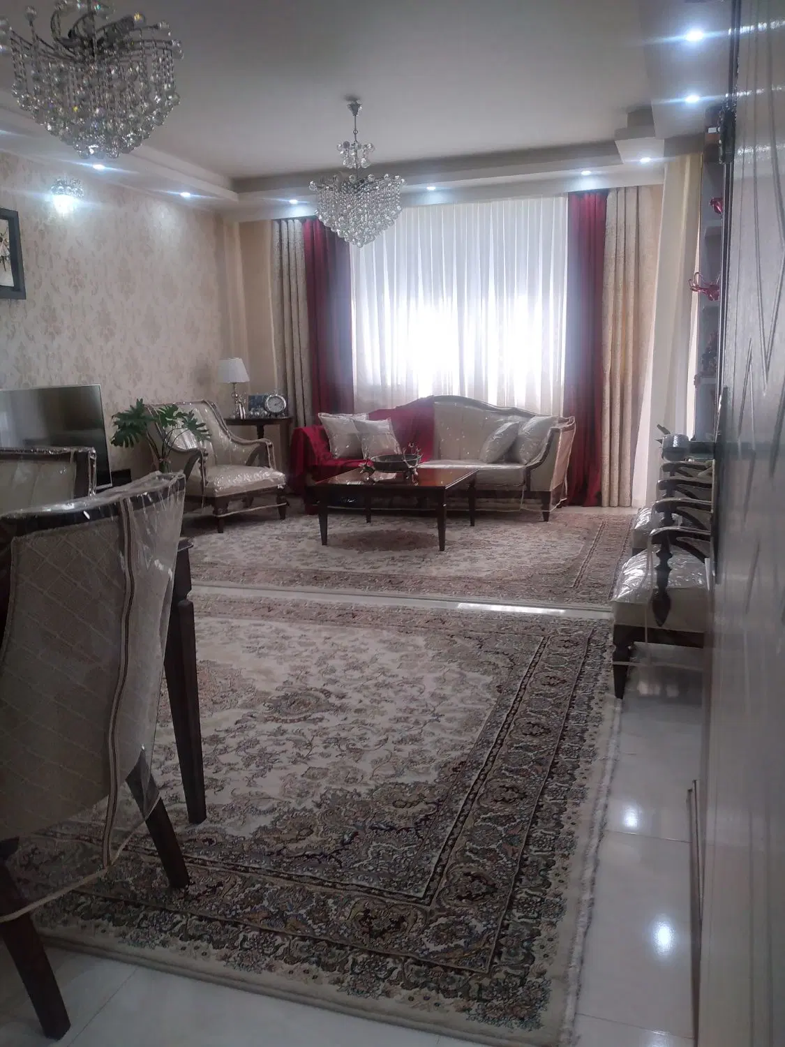 ۸۲متری تک واحدی