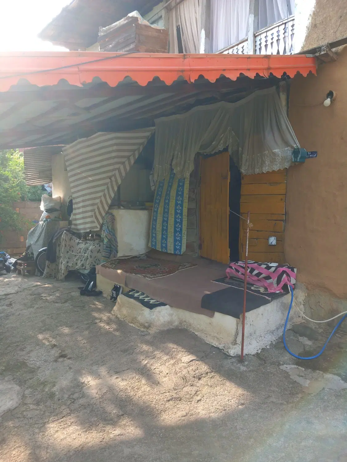 فروش خانه سنتی با محوطه و پروانه ساخت