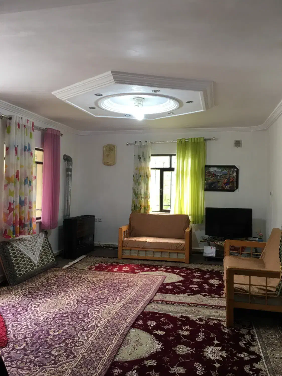 ویلا‌جنگلی‌ تکخواب ویو بهشتی
