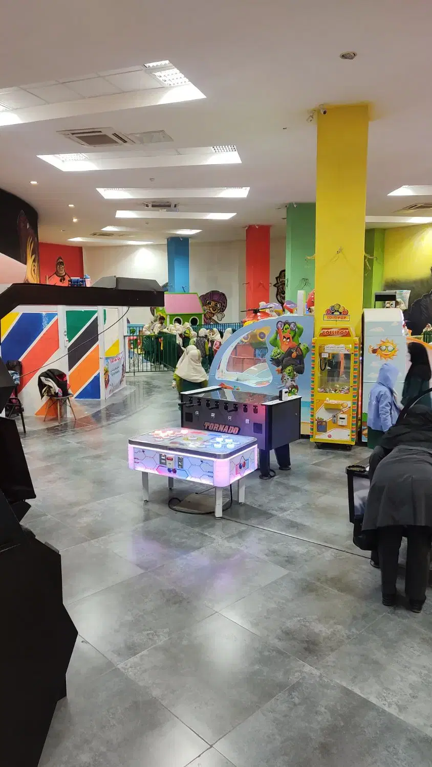 رهن و اجاره تجاری ۶۵۰متر در شهریار