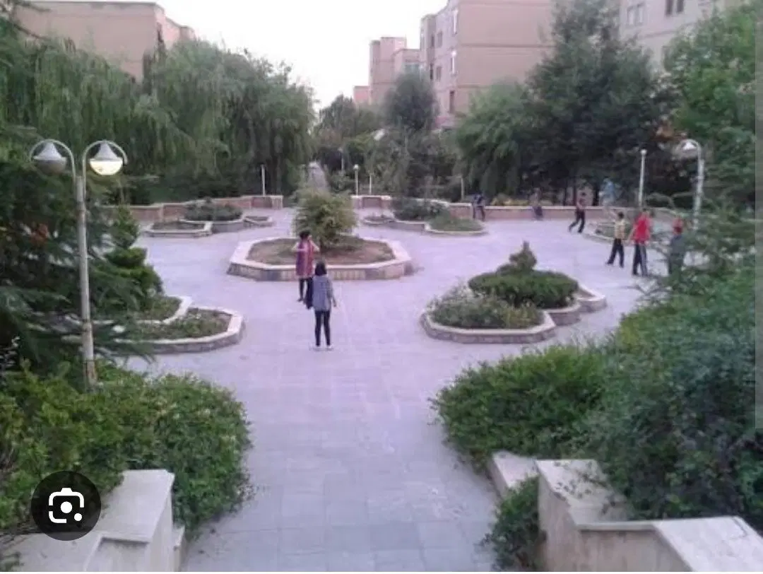 110 متری شهرک شهید بهشتی کوچه باغ