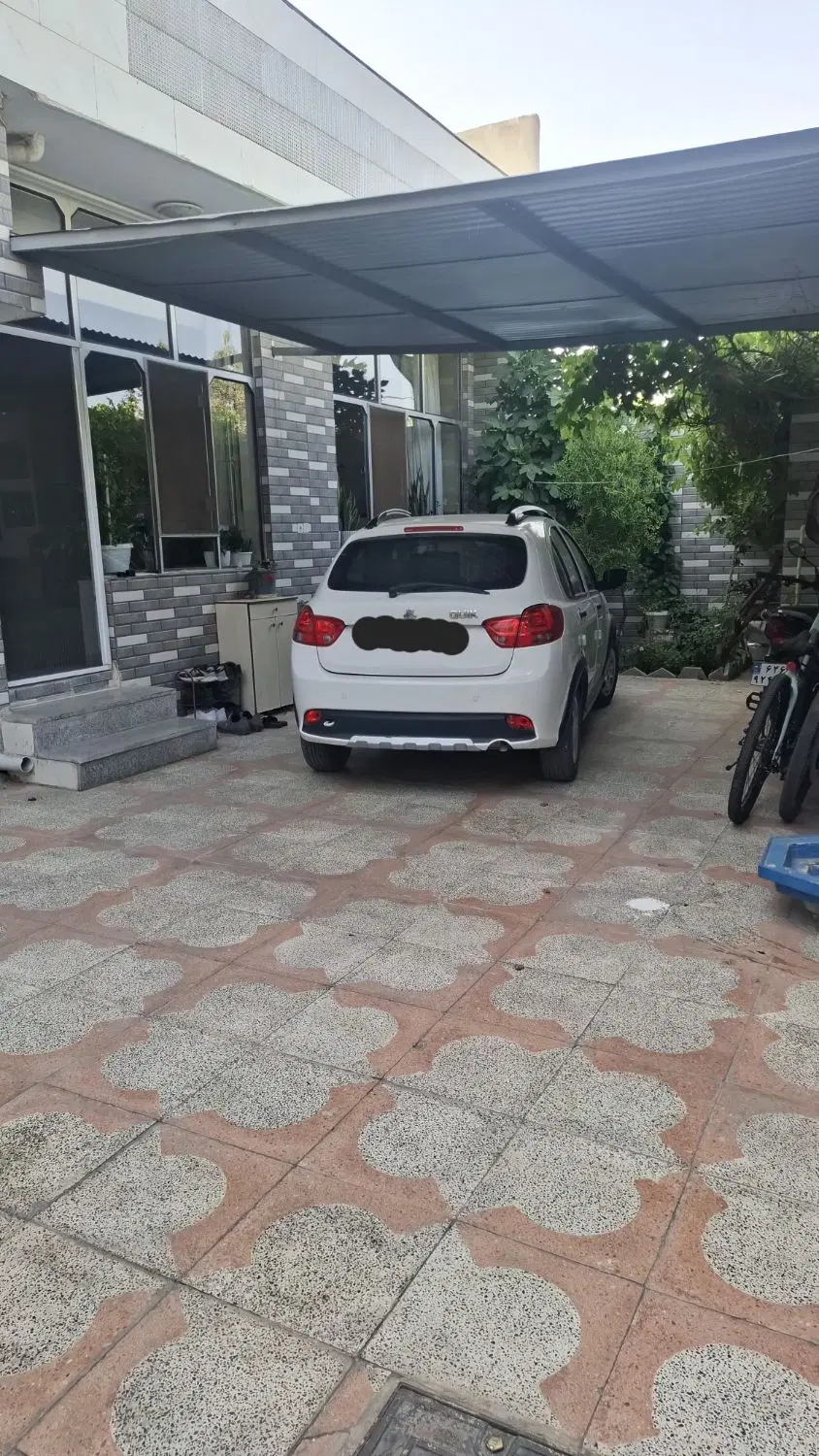 فروش‌ منزل‌ ویلایی‌ سده‌ لنجان