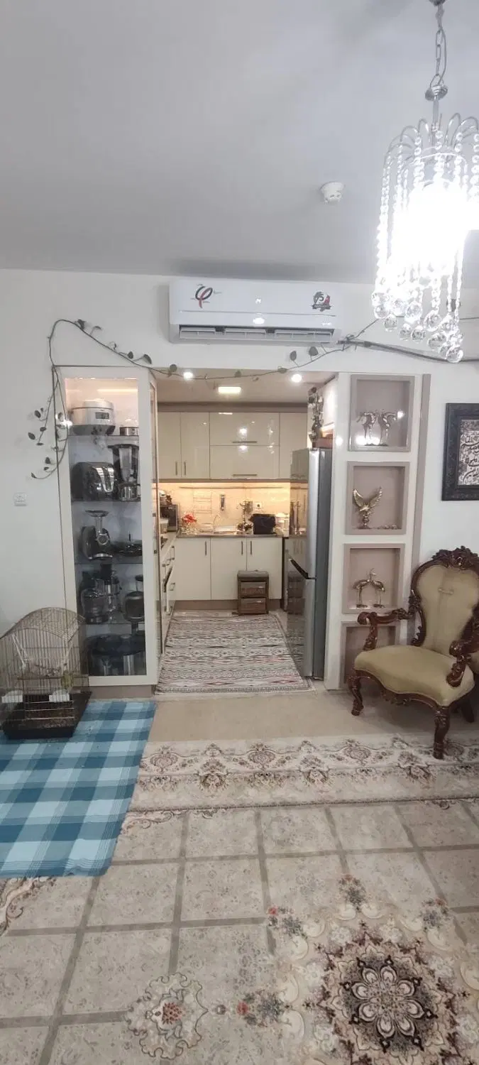 ۸۴ متری دو واحدی