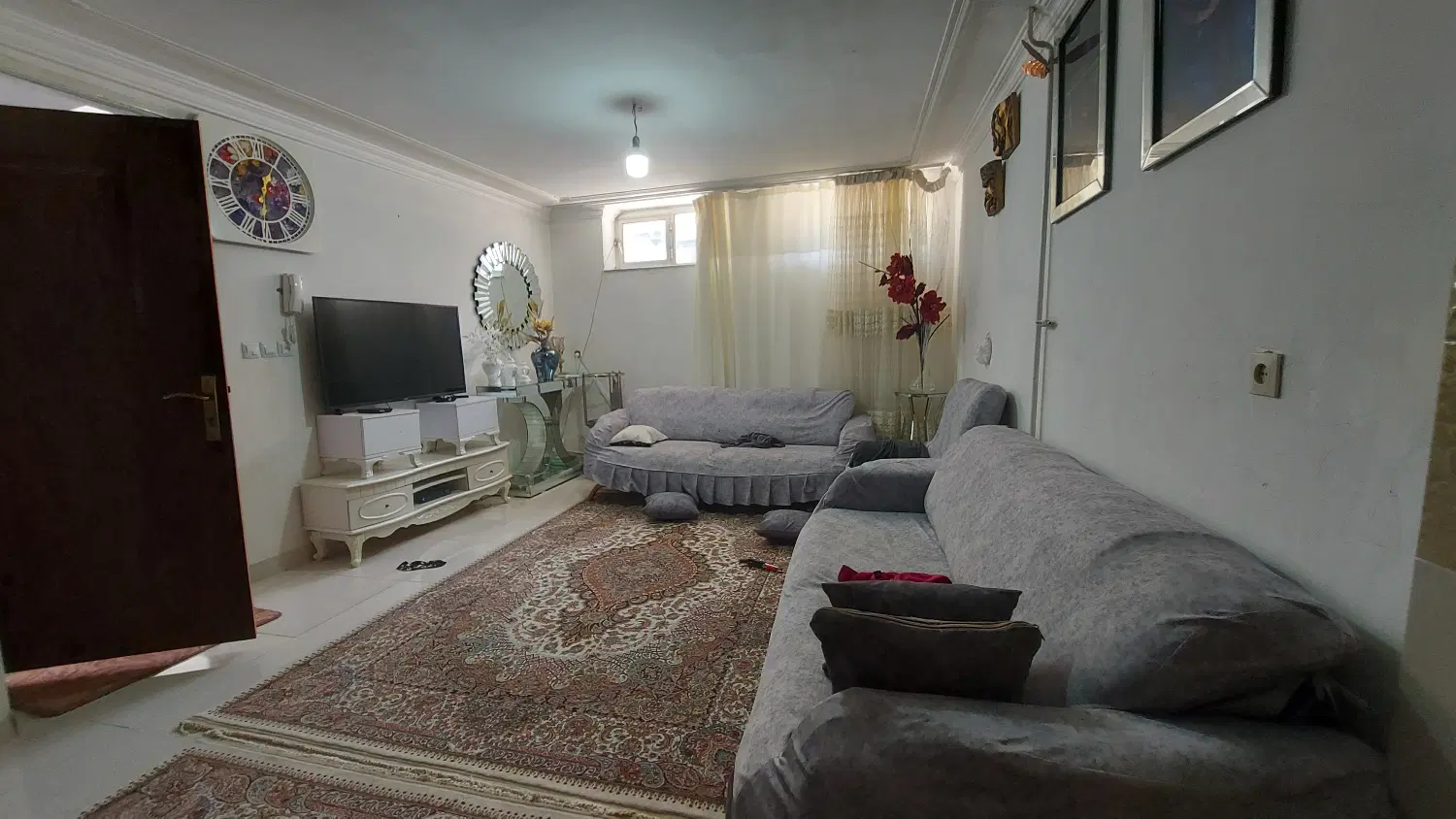 فروش خانه حیاط دار ۱۶۰ متری