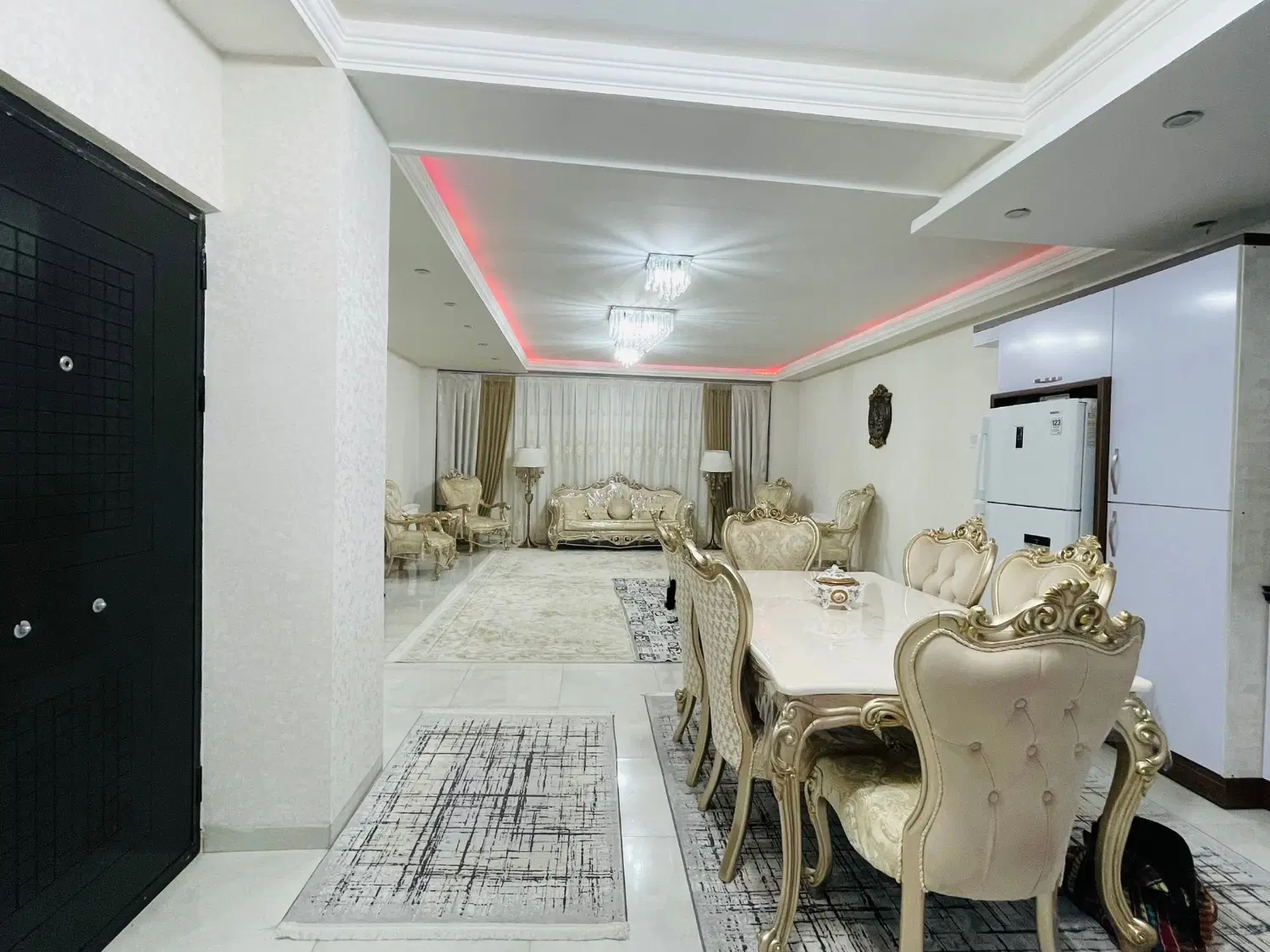 واحد ۱۱۰متری آزادی خیابان کربلای پنجم