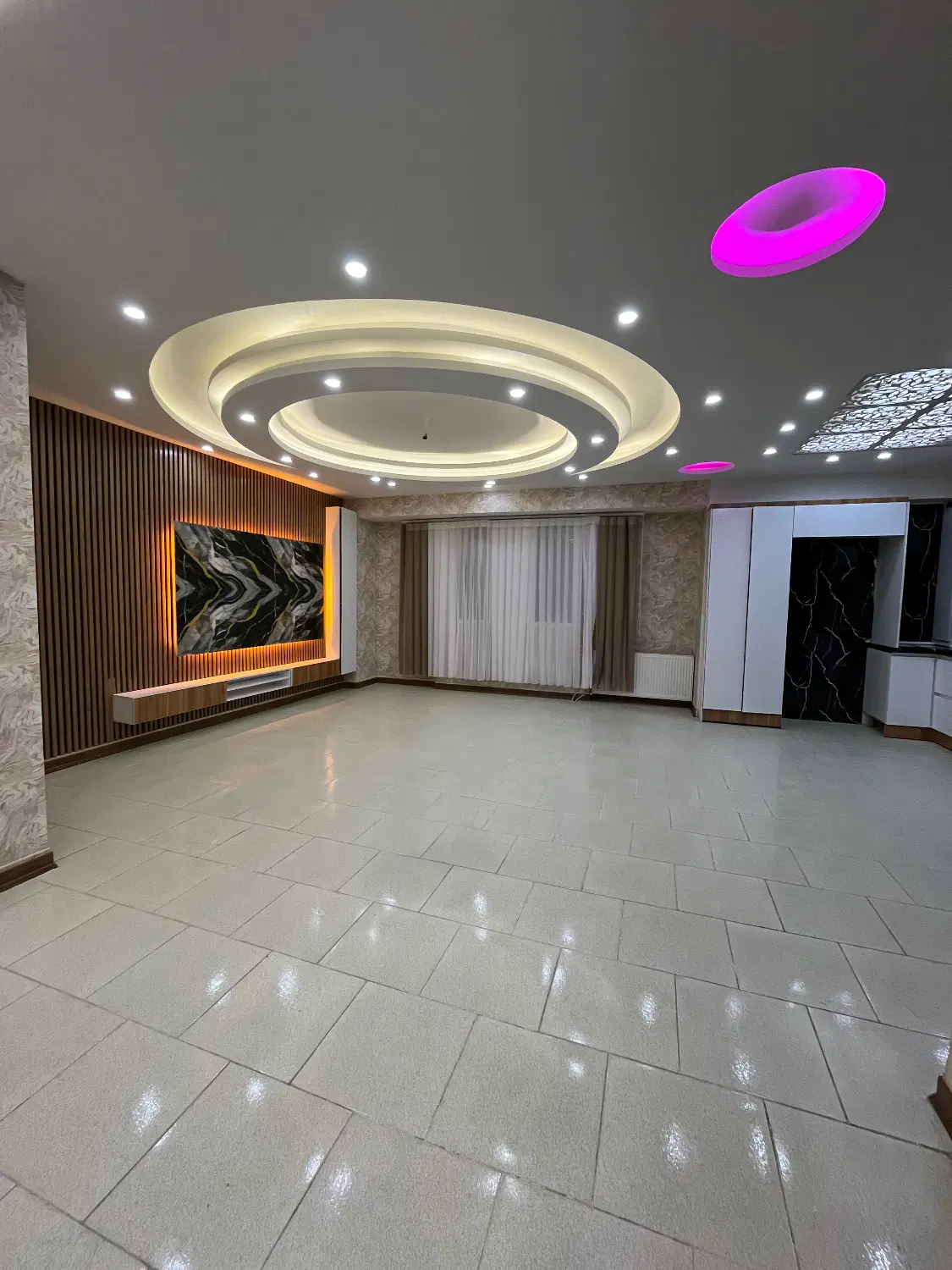 آپارتمان ۱۰۰ متری فاز ۴