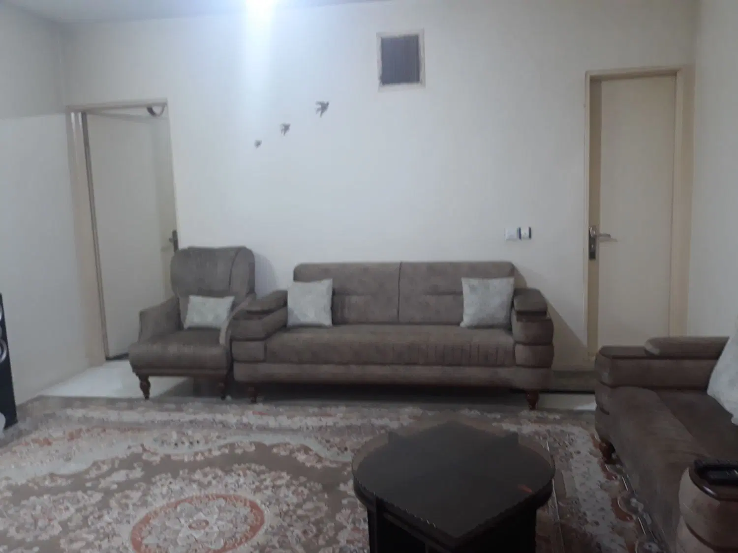 اپارتمان تک واحدی
