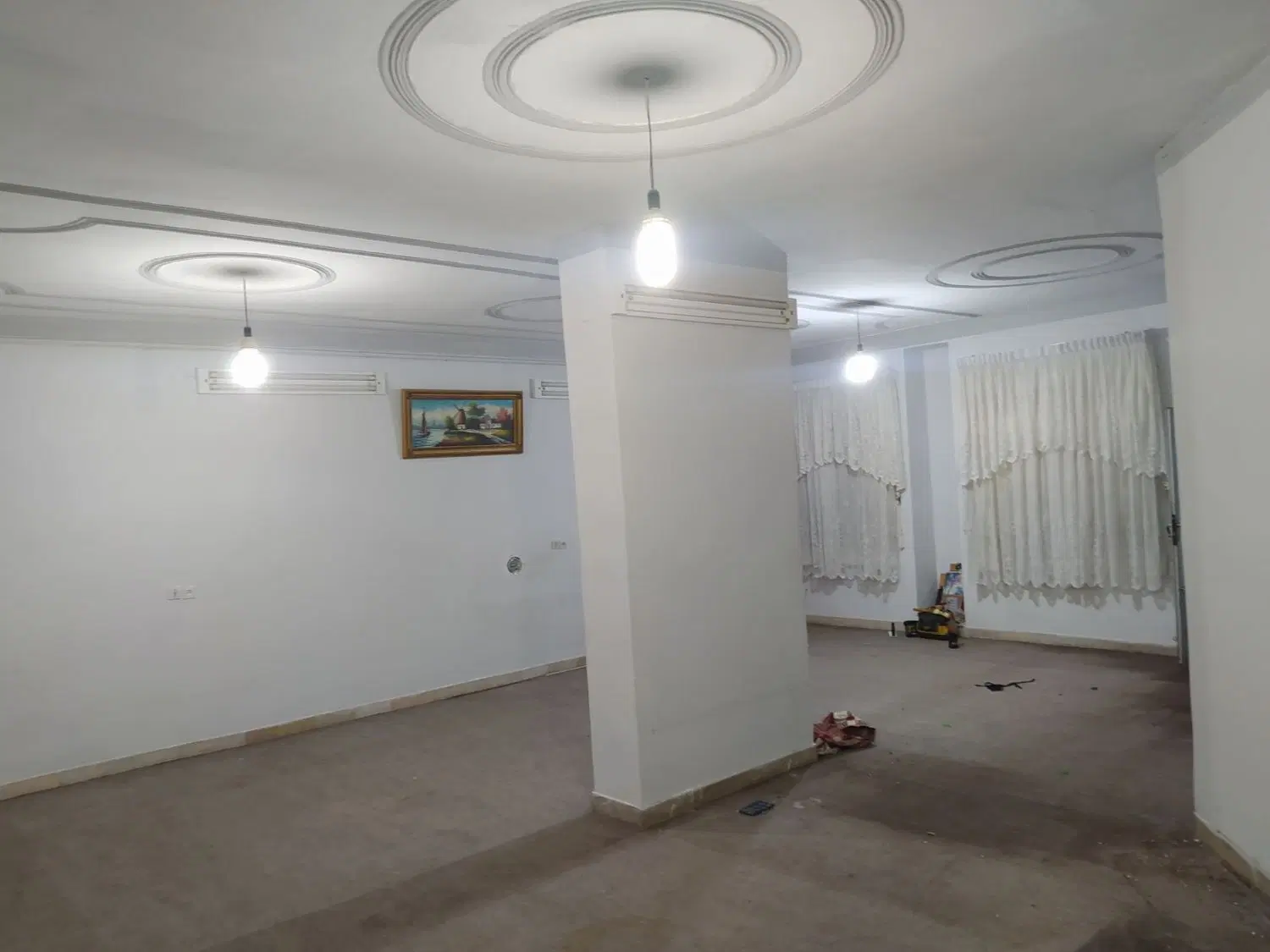 ملک مسکونی حیاط دار همکف مستقل