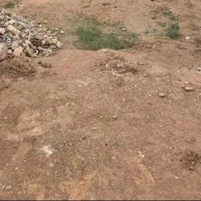 زمین دو کله واقع در آهن فروشا ها