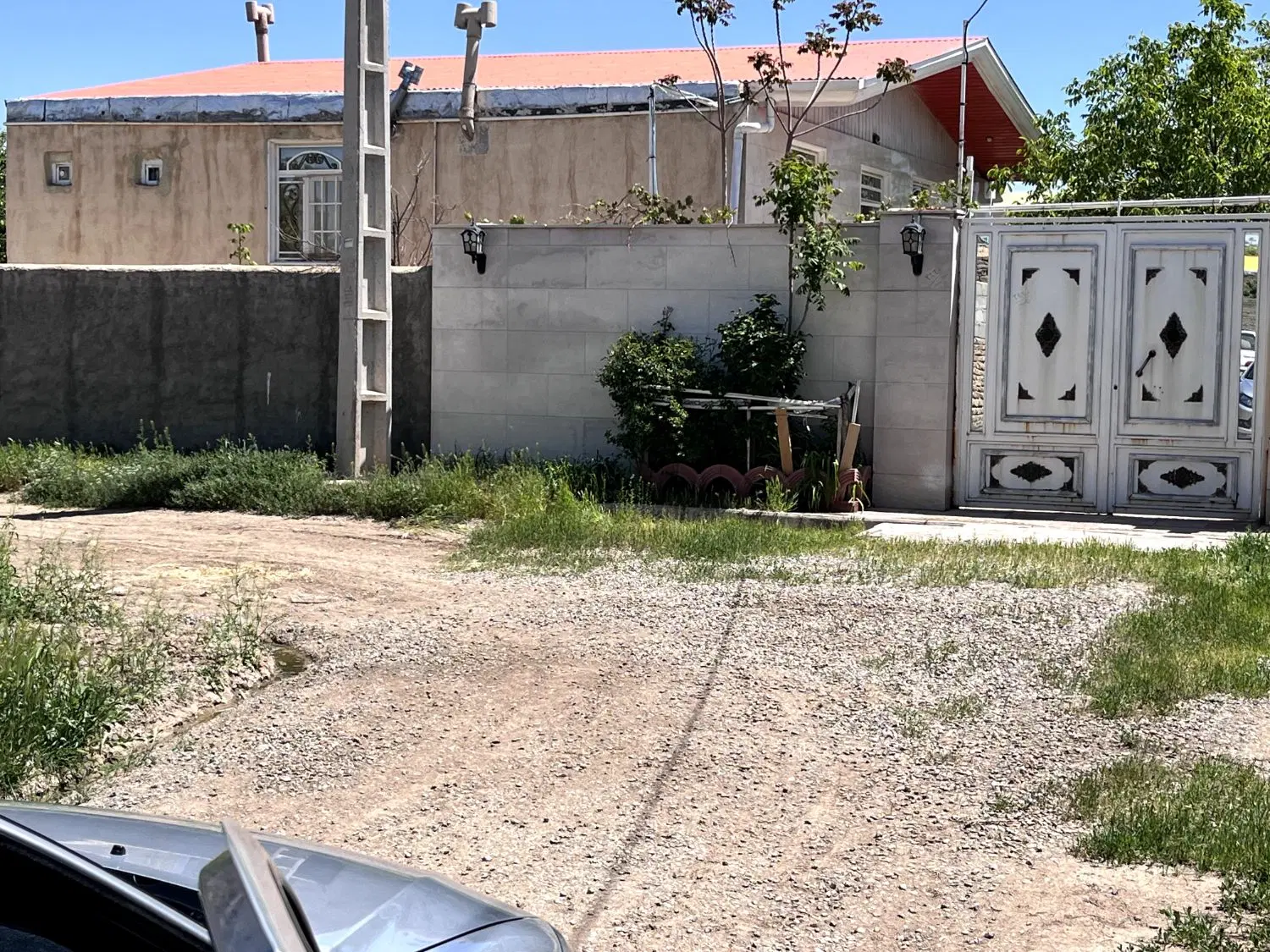 زمین مسکونی تجار ۳ نبش