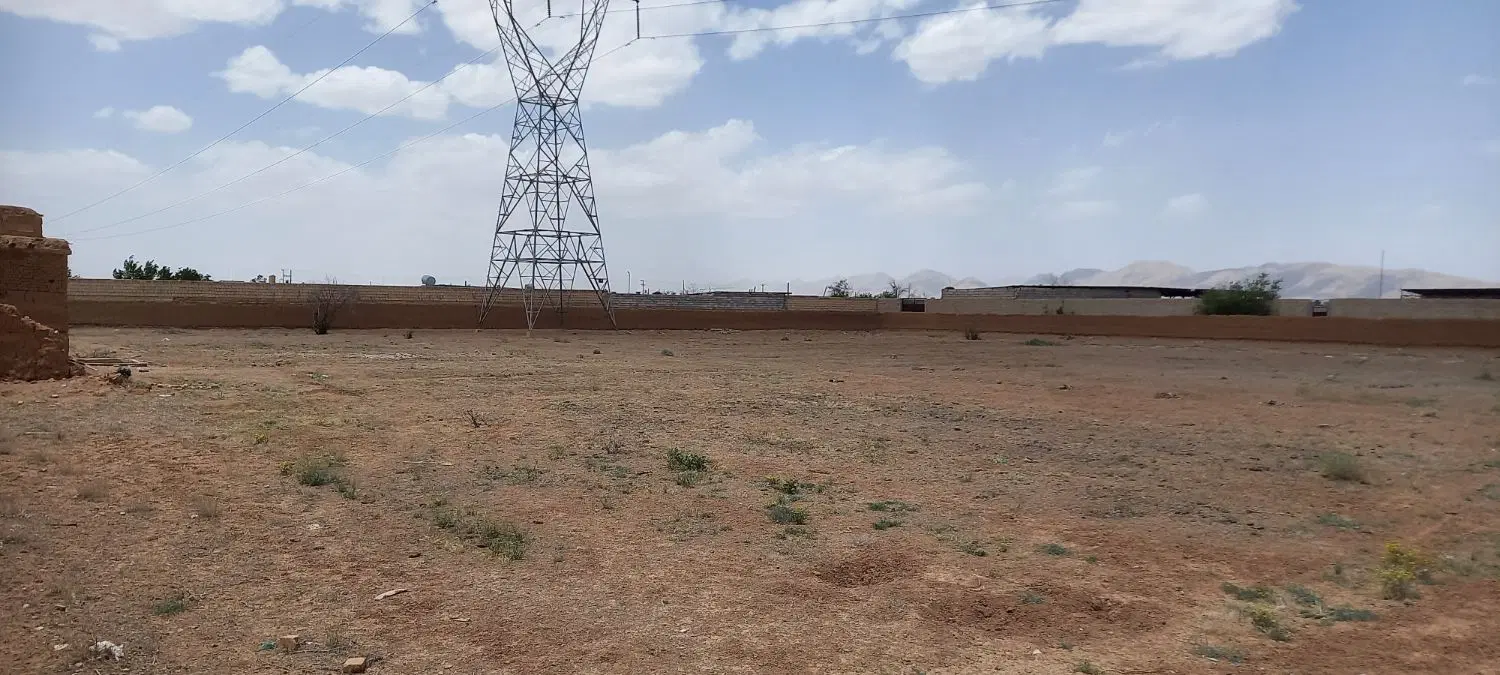 زمین با موقعیت استثنایی
