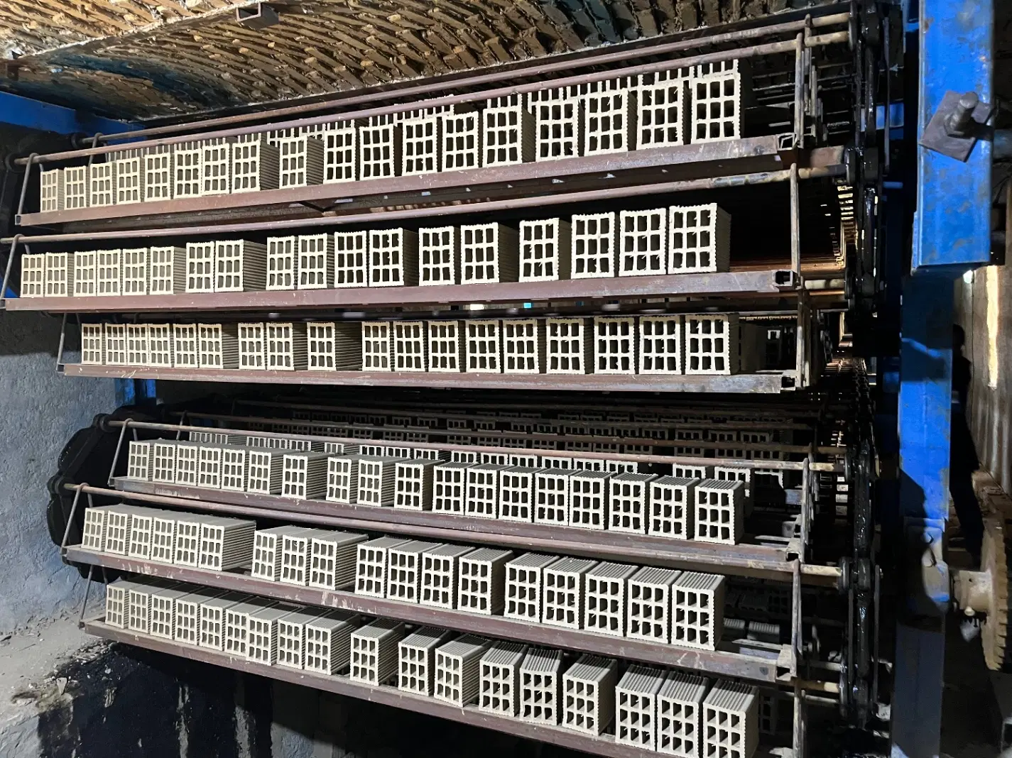 فروش کارخانه اجر سفال واقع در ملایر