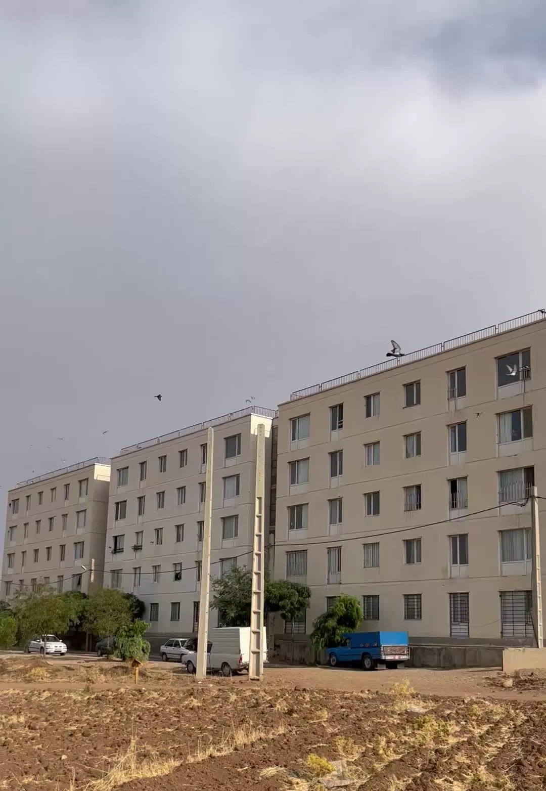 زمین کنار مسکن مهر آینده دار