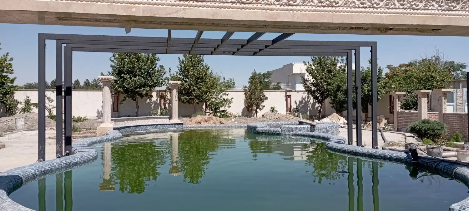 زیرزمین حاشیه اندیشه ۶۱