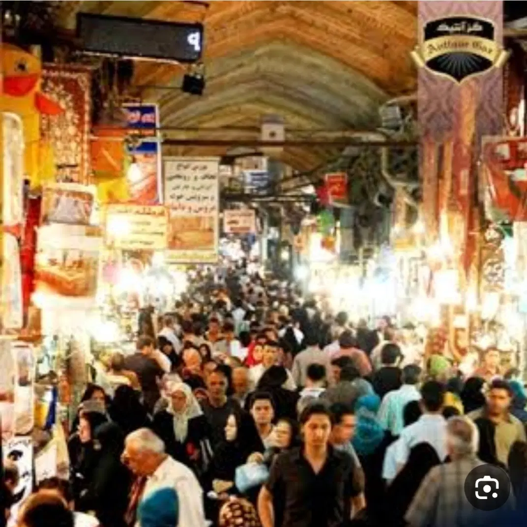 یک باب مغازه بر بازار  بزرگ نزدیک بازار قنادها