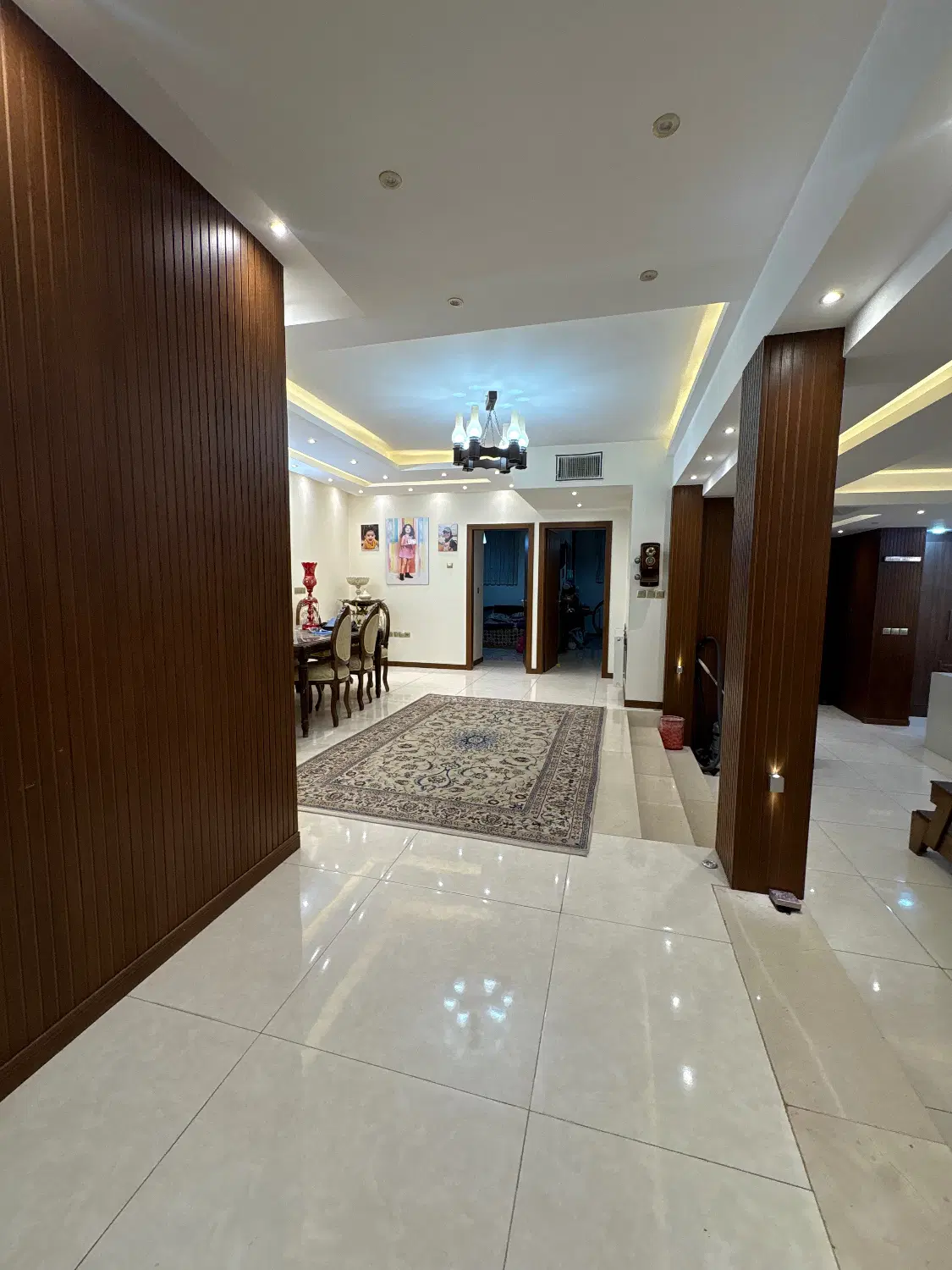 رهن و اجاره دربست ۴۰۰ متری_۴خواب_خیلی شیک