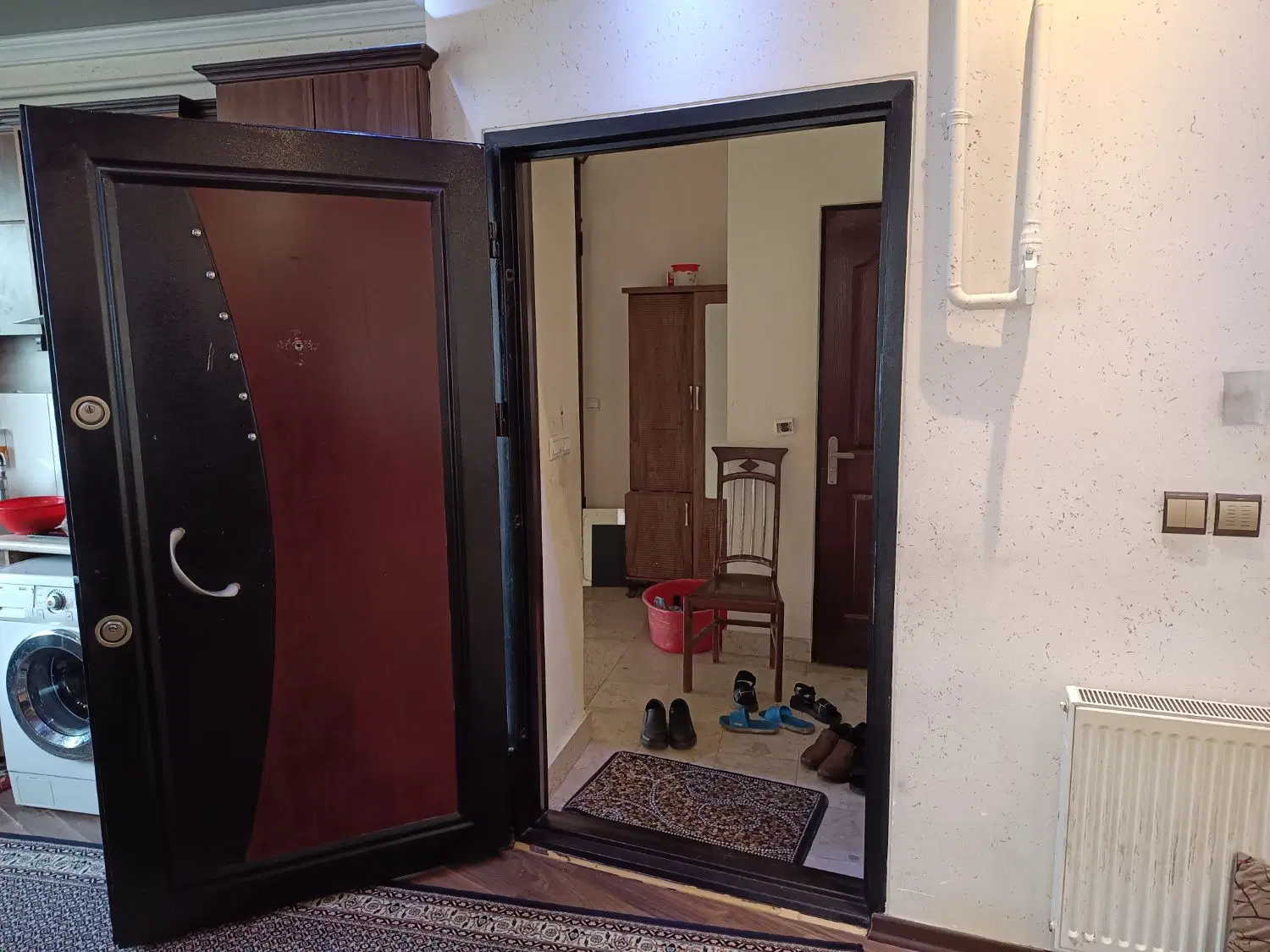 فروش آپارتمان مسکونی طبقه چهارم.