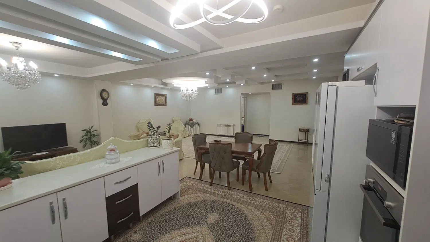 جنت آبادمرکزی ۱۳۷متر سه خواب فروشی  فول