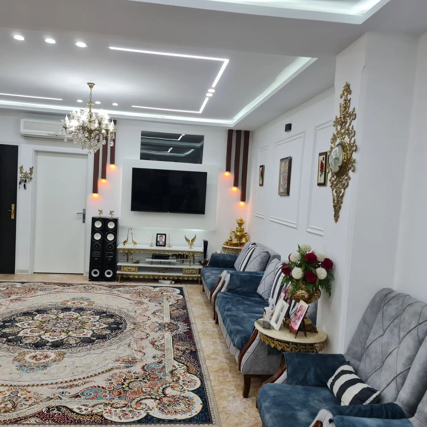 ۱۱۷متر سه خوابه آسانسور وپارکینگ
