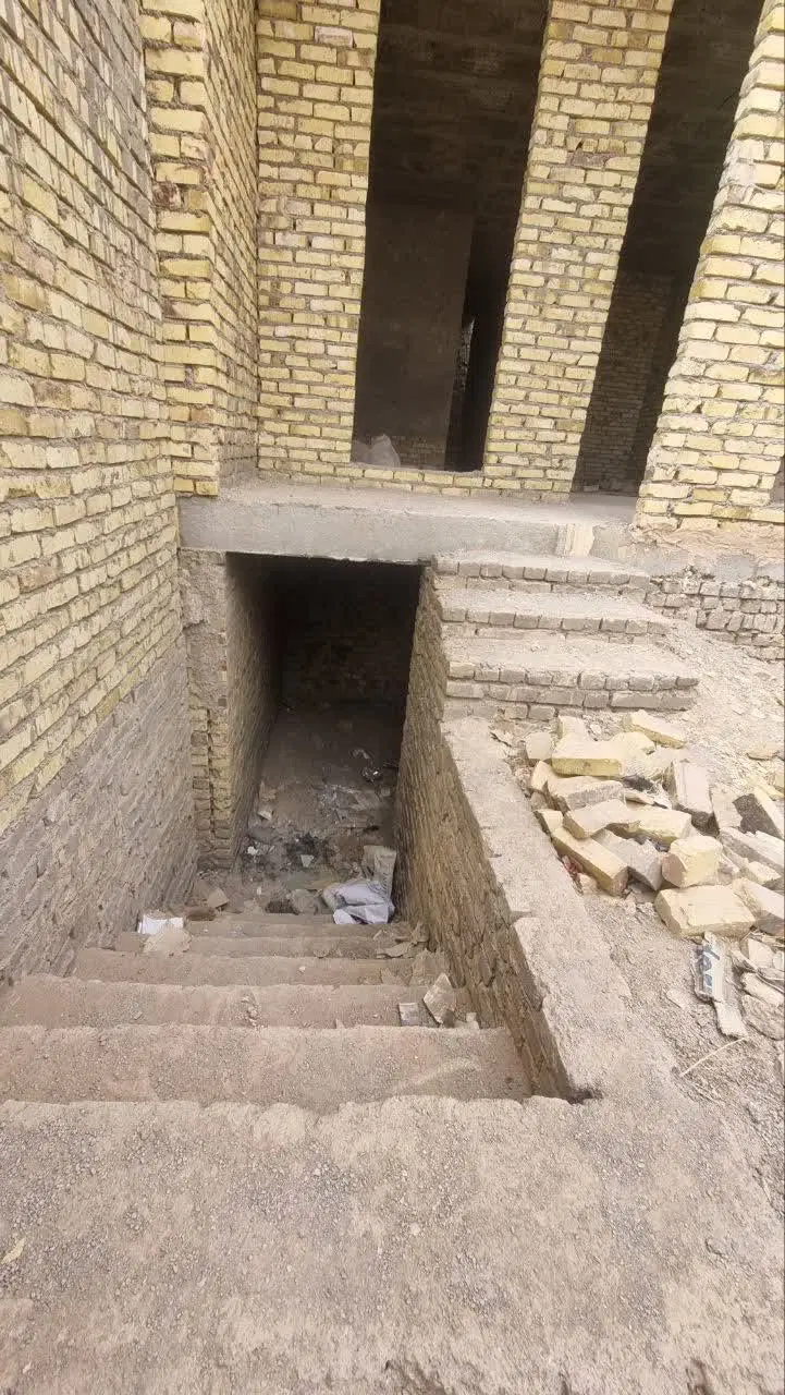 خونه نیمه ساز، وقف سند دار