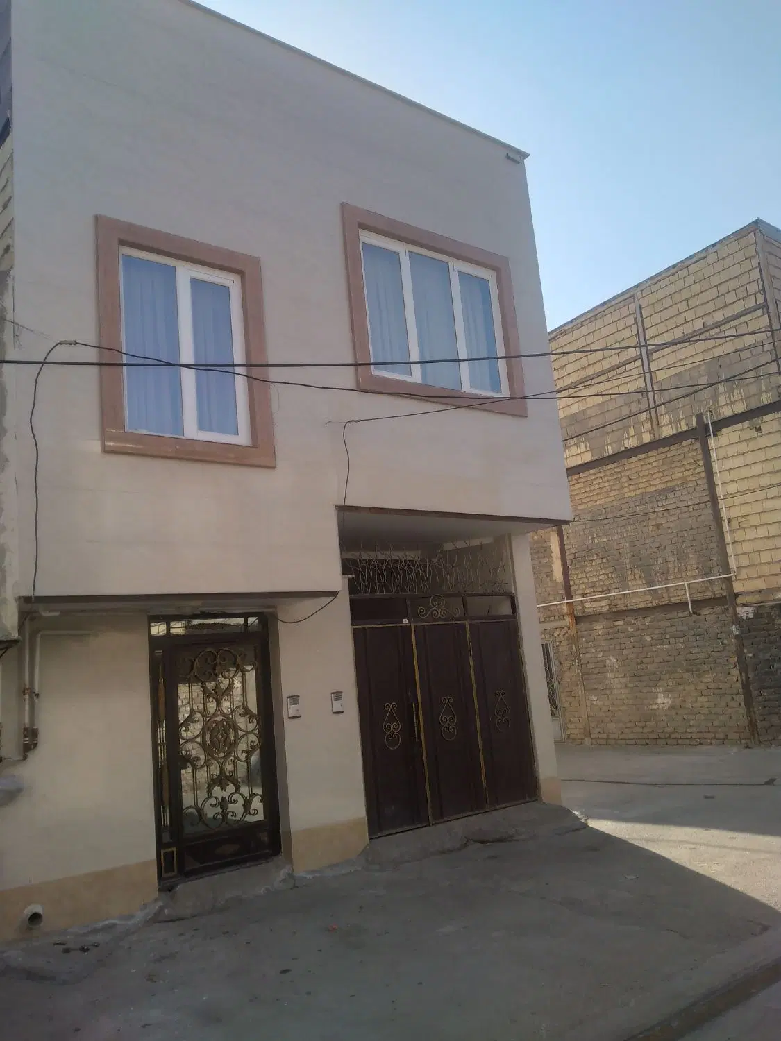 خانه ویلایی آوینی نامدار
