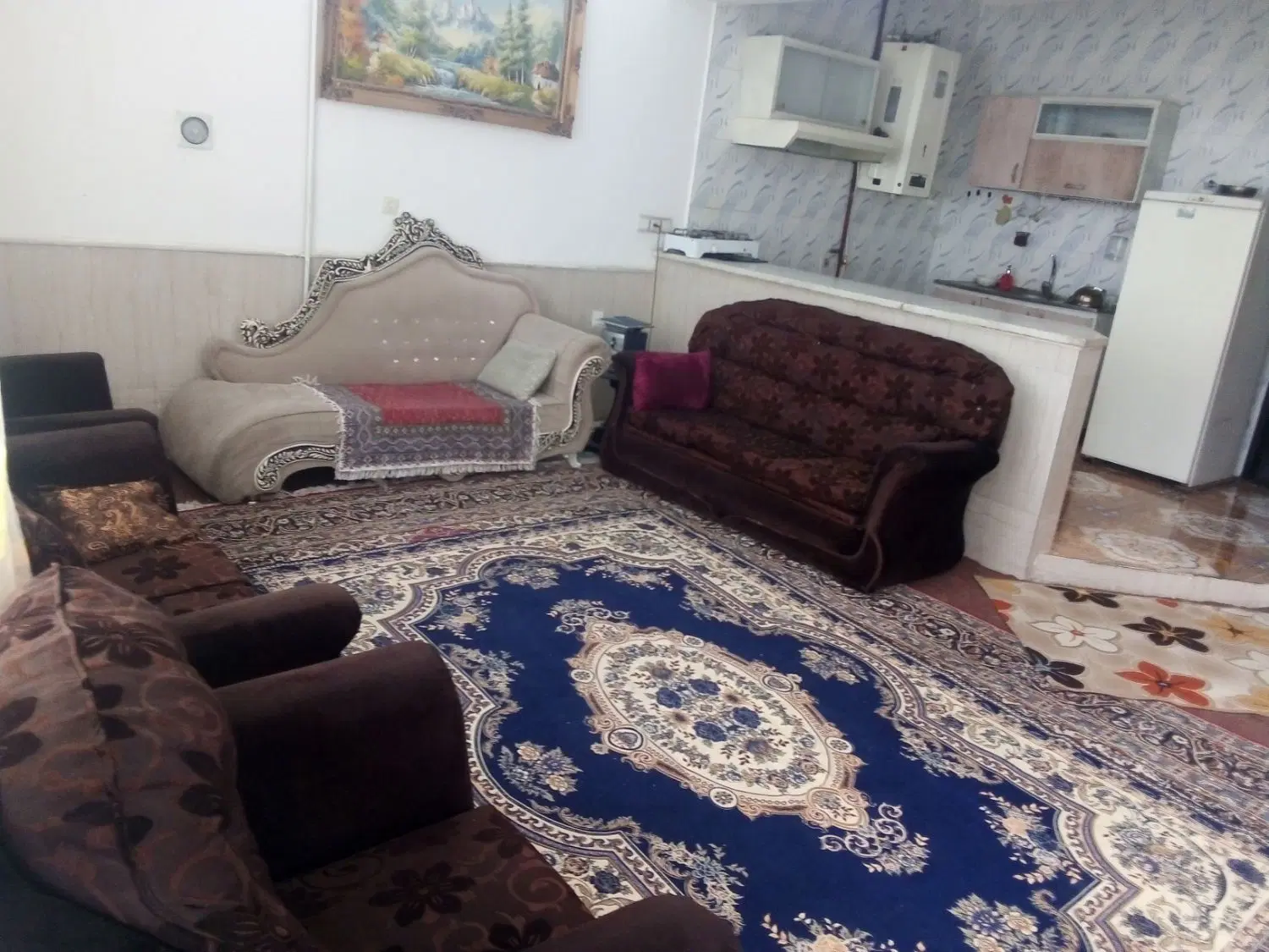 همخانه بدون اجاره. همخونه. خونه دارم.