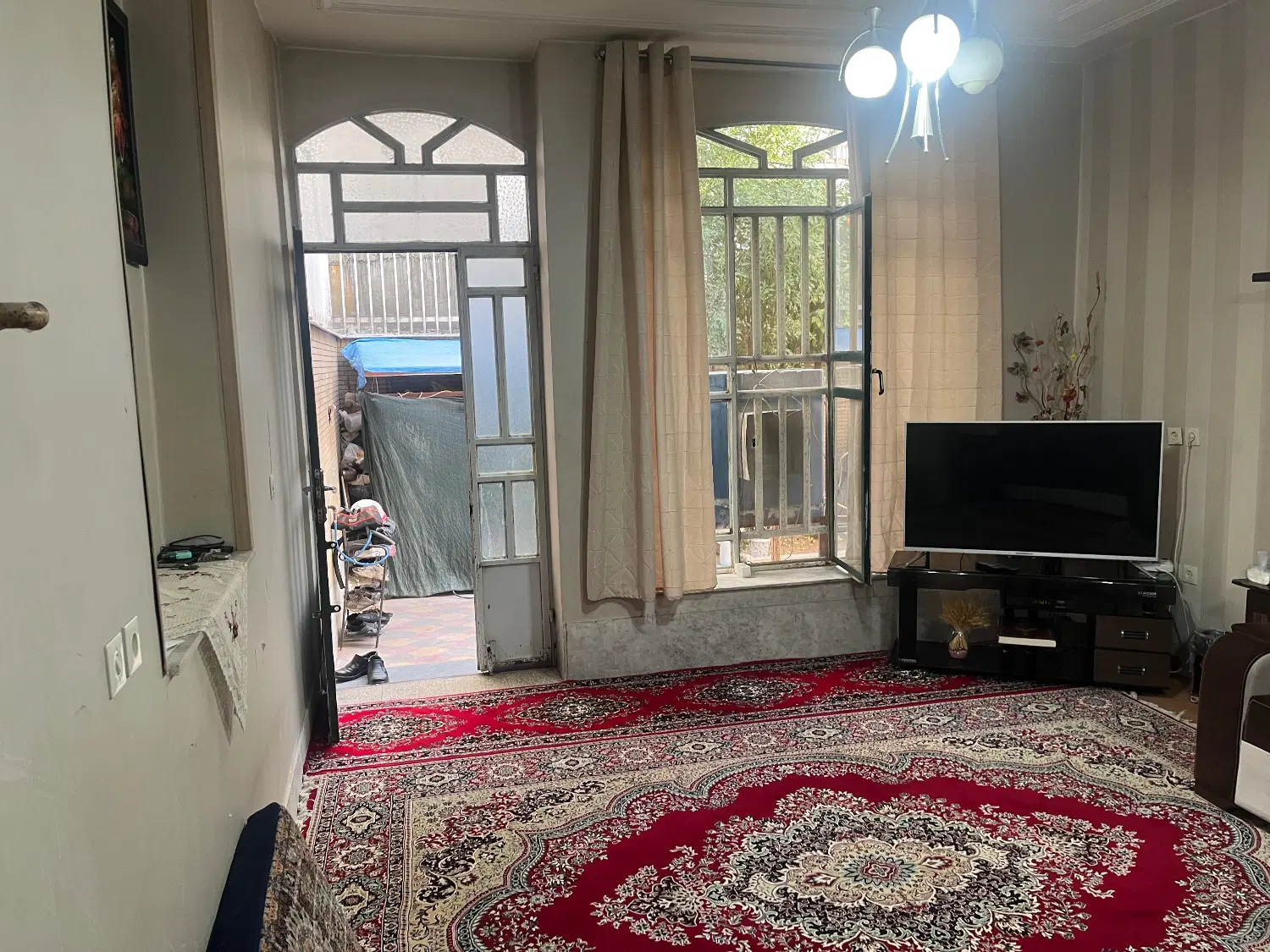 منزل دو طبقه ویلایی