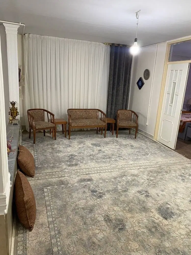 واحد اجاره ای ۱۱۰ متری-۱۷ شهریور