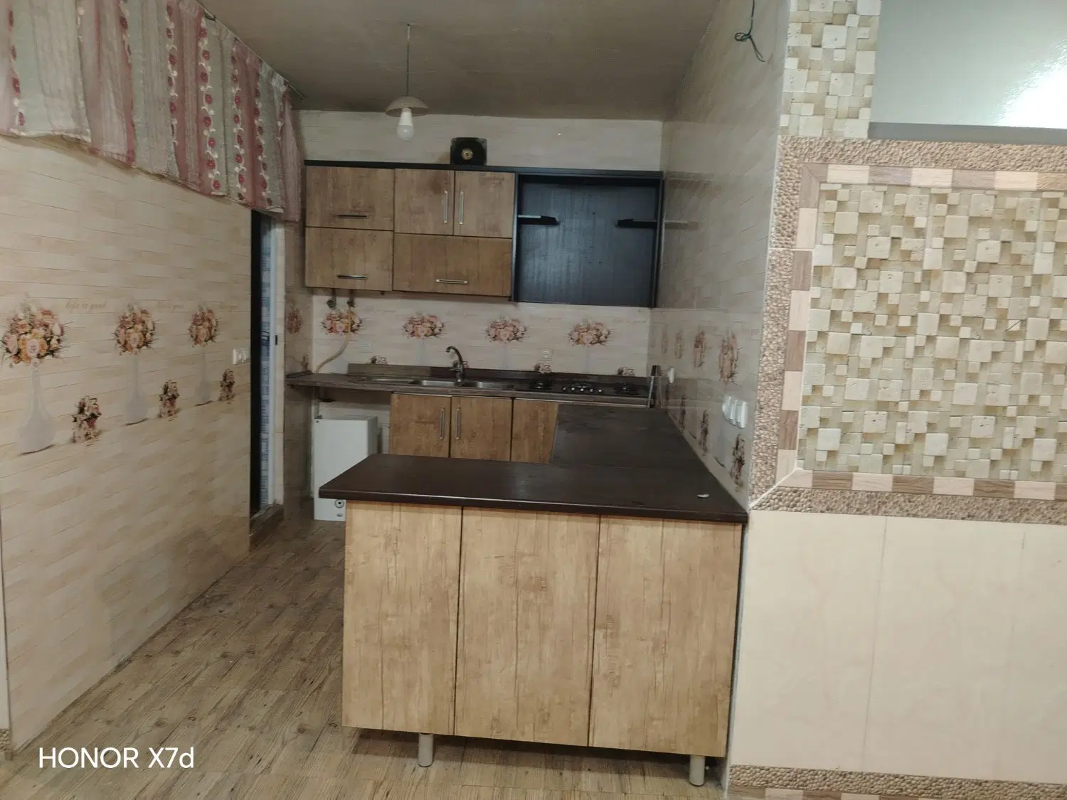 فروش 2 طبقه 90 متری با مغازه