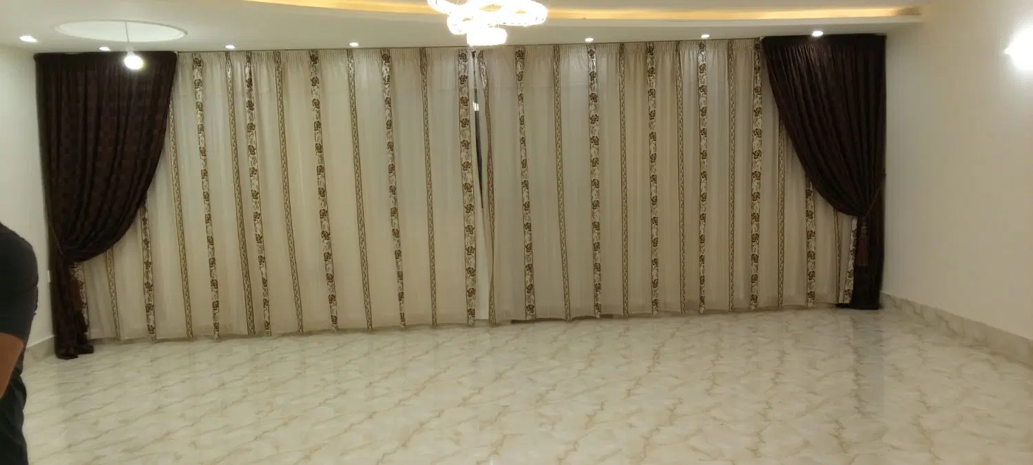 یک‌واحداپارتمان80متری‌چمن63