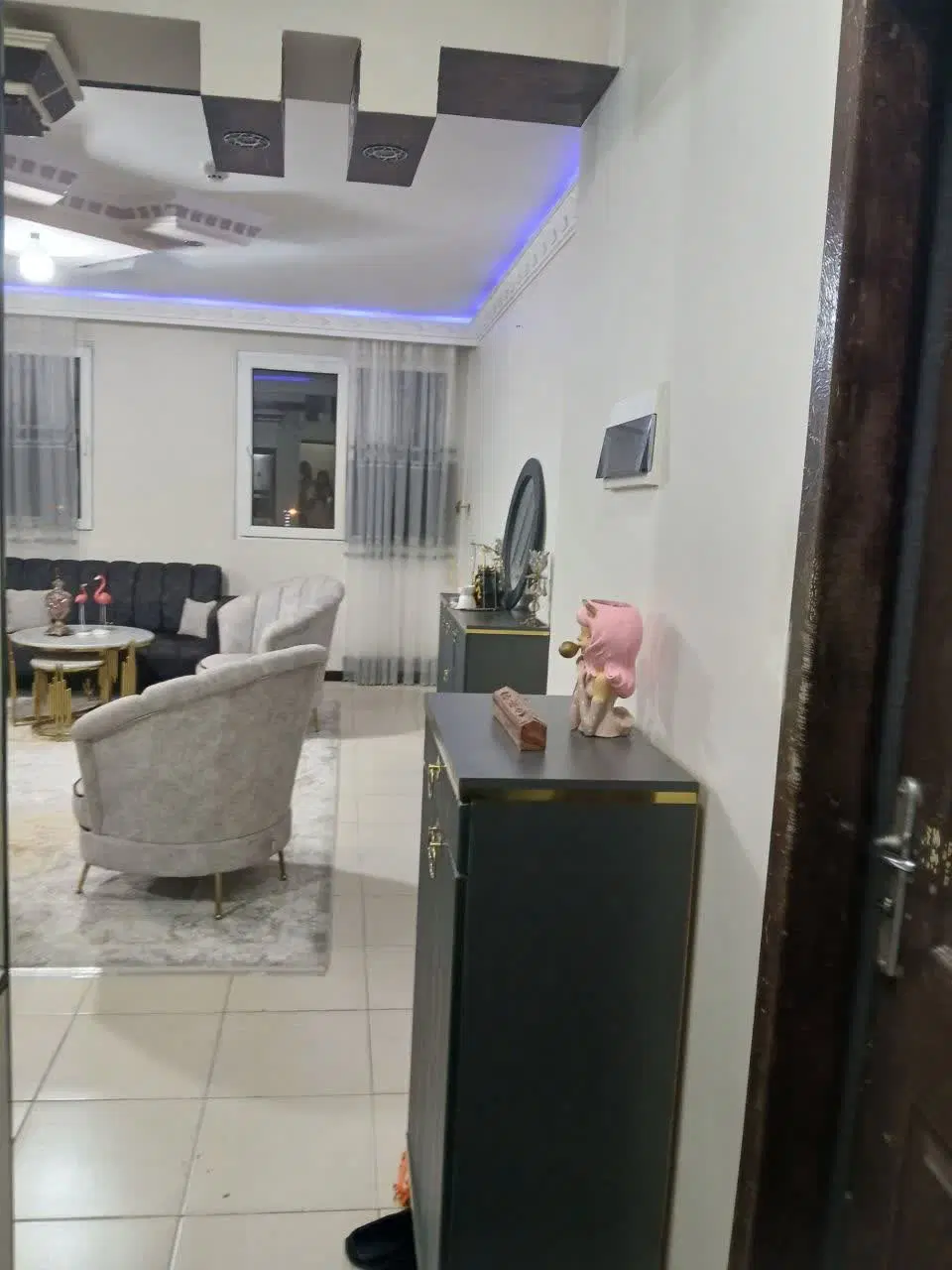 مسکن مهر شاهین شهر ۷۹ متر سند تک برگ