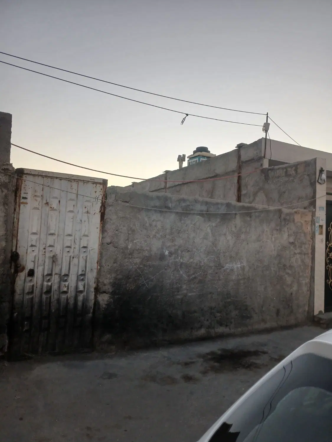 چهاردیواری