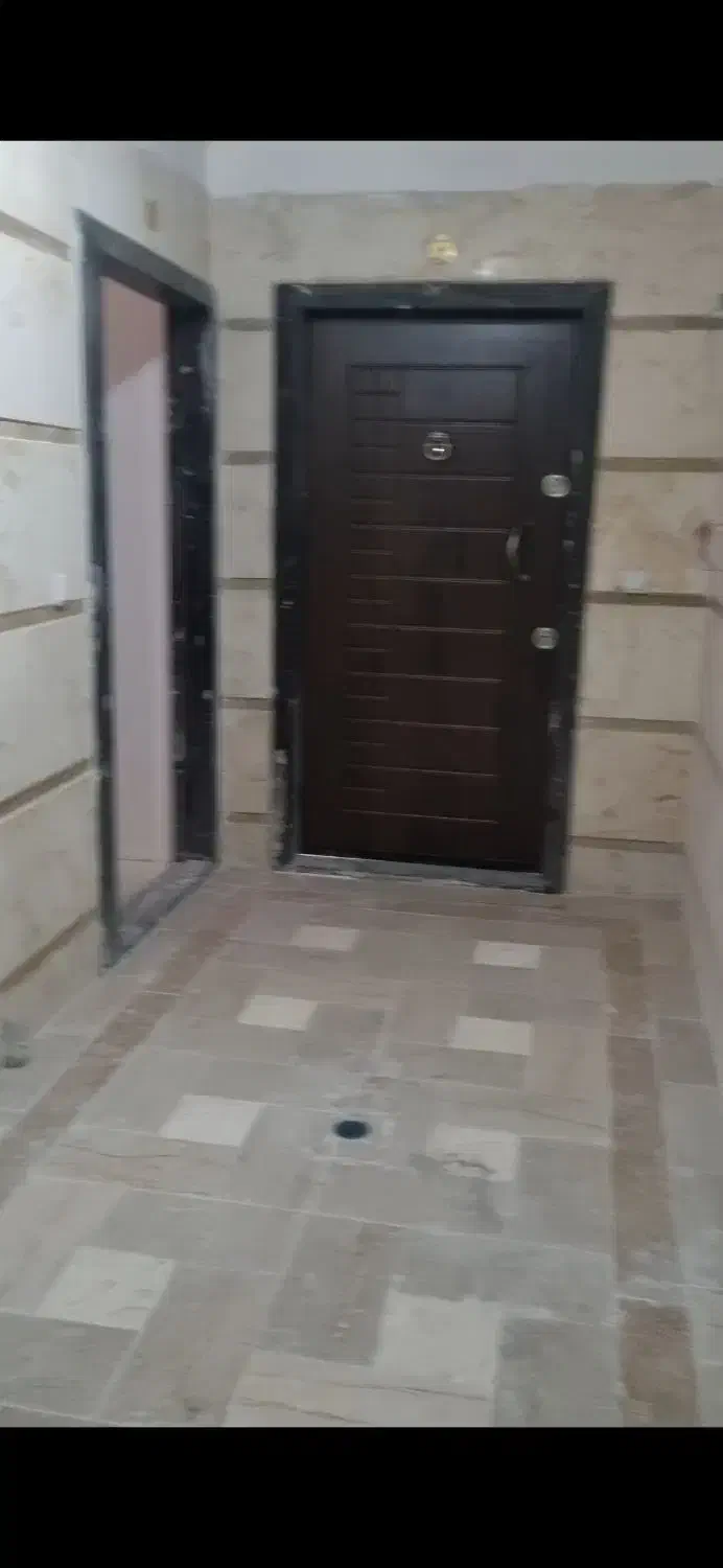 واحد ۸۵ متری آرمان کرمانی