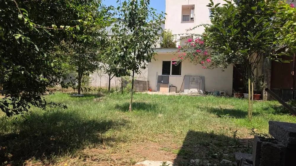 زمین همراه اتاق ۳۰ متری بلوار اطلاعات سندتک برگ
