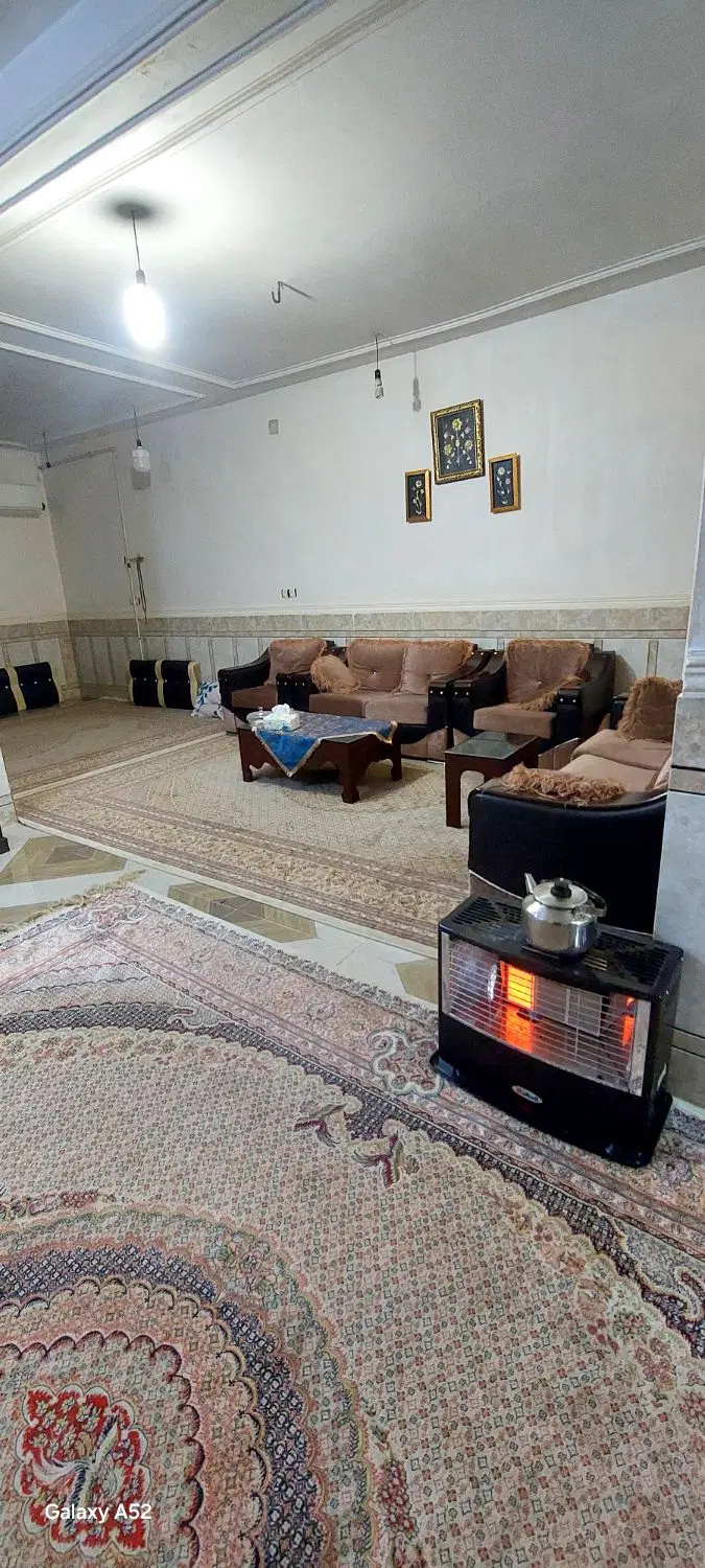 خانه ویلایی ۲۰۰ متری واقع در زرگان ایثار ۲
