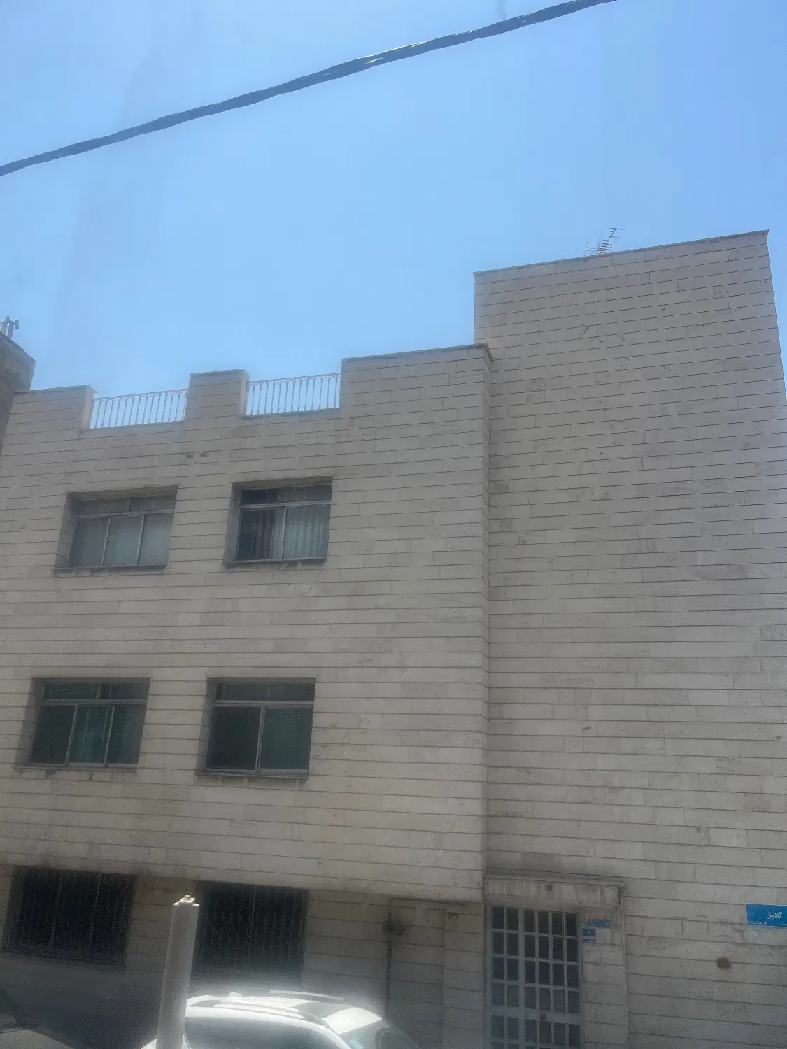 ۱۳۴ متر سه خواب شمال خواجه عبداله