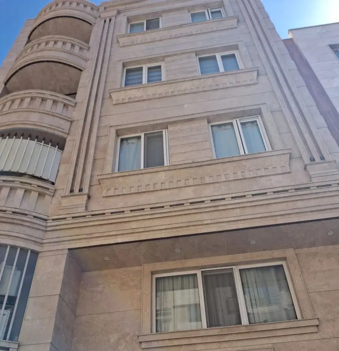آپارتمان ۸۵ متری