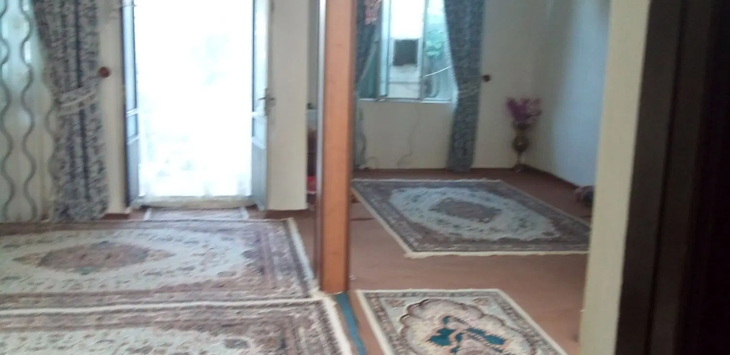 یک باب منزل مسکونی به متراژ۱۷۶متر