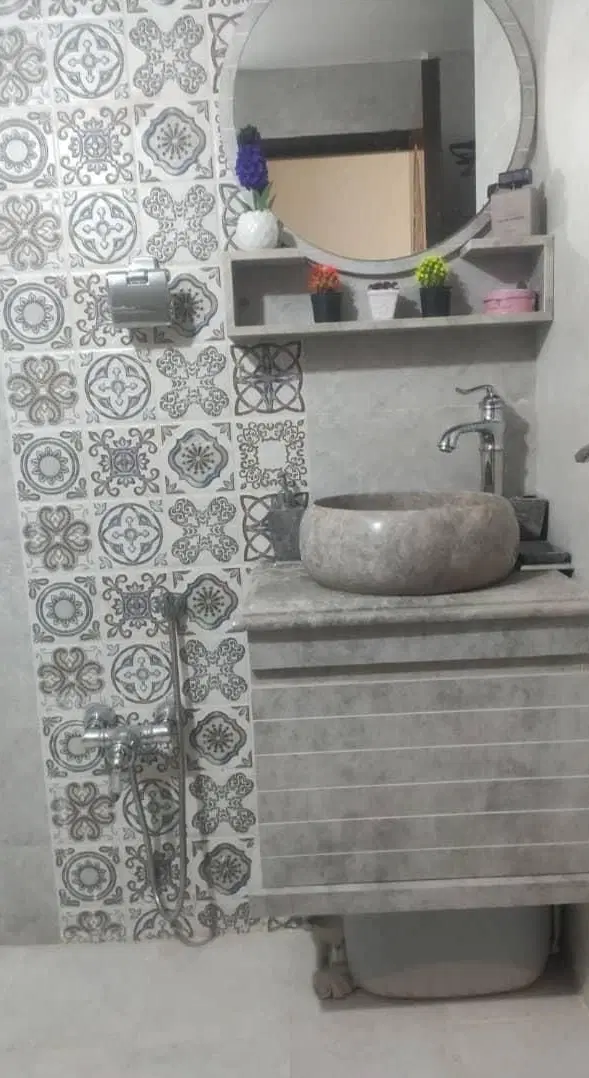 فروش واحد ۱۰۰ متری جنوبی فاز پنج گلگهر